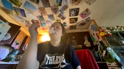 shorty920505 online show from 10-18-25, 05:57