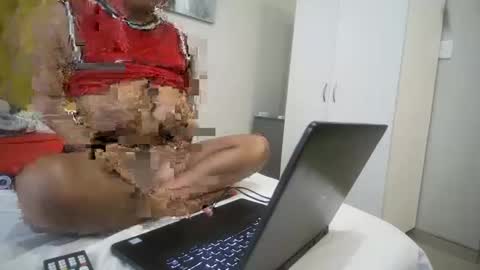 Snapshot of shotofmocha chatting on 11-03-25, 08:37 shotofmocha online show from 11-03-25, 08:37