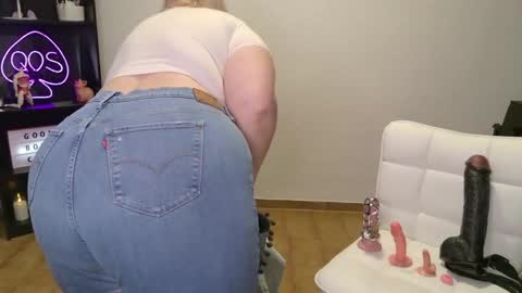 Mimi   online show from 05-24-26, 11:04