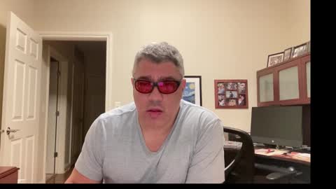 Chicago Guy online show from 10-30-25, 03:30