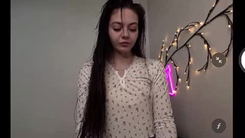 showviolet online show from 02-11-26, 07:24