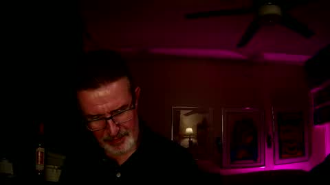 shrewtamer online show from 09-24-25, 04:38