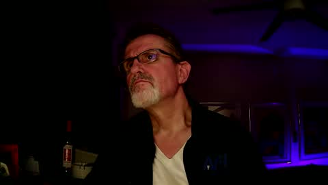 shrewtamer online show from 10-02-25, 03:02