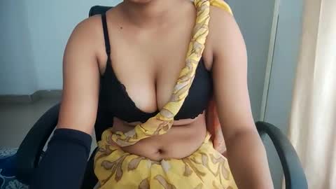 shreya_0 online show from 09-26-25, 06:06