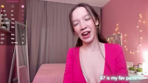 Neila online show from 11-22-25, 02:16