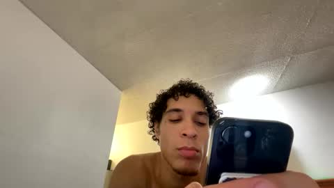 Snapshot of shurthingxx chatting on 01-12-25, 04:21 shurthingxx online show from 01-12-25, 04:21