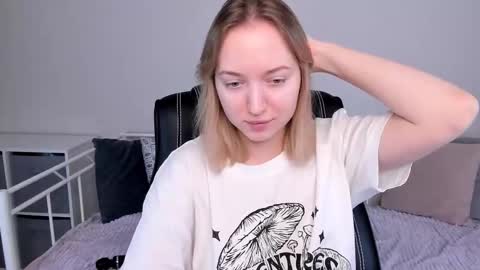 Anna online show from 03-03-25, 05:53