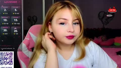Molly online show from 02-04-25, 11:59