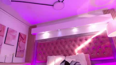 cherry online show from 04-18-26, 12:31