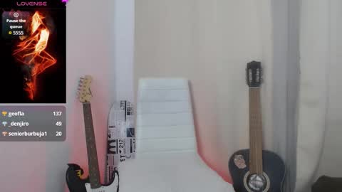 Kloe online show from 12-02-25, 01:22