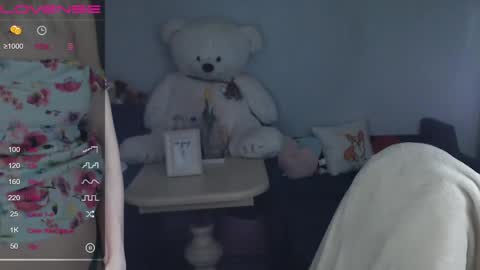 Snapshot of shy_moony chatting on 03-08-25, 12:44 just Alex online show from 03-08-25, 12:44