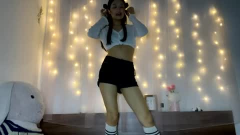 shy_pink_doll online show from 05-23-26, 04:11