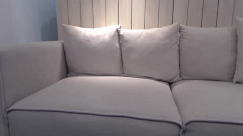 Snapshot of shy_schoolgirl_ chatting on 12-21-24, 01:53 shy_schoolgirl_ online show from 12-21-24, 01:53
