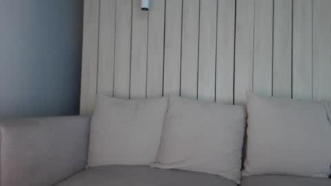 Snapshot of shy_schoolgirl_ chatting on 01-27-25, 09:44 shy_schoolgirl_ online show from 01-27-25, 09:44