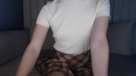 Snapshot of shy_schoolgirl_ chatting on 02-07-25, 11:55 shy_schoolgirl_ online show from 02-07-25, 11:55