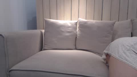 Snapshot of shy_schoolgirl_ chatting on 02-09-25, 06:05 shy_schoolgirl_ online show from 02-09-25, 06:05
