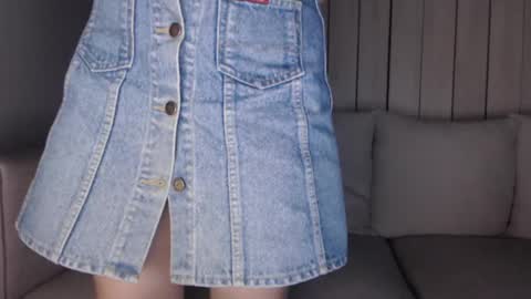 Snapshot of shy_schoolgirl_ chatting on 02-20-25, 07:41 shy_schoolgirl_ online show from 02-20-25, 07:41