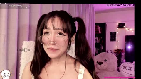 Snapshot of shyangie24 chatting on 12-27-24, 04:58 Angeline 3 independent come here when am horny... online show from 12-27-24, 04:58