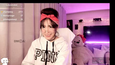 Snapshot of shyangie24 chatting on 01-05-25, 06:13 Angeline 3 independent come here when am horny... online show from 01-05-25, 06:13