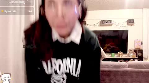 Snapshot of shyangie24 chatting on 10-04-25, 05:49 Angeline 3 independent come here when am horny... online show from 10-04-25, 05:49