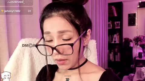 Snapshot of shyangie24 chatting on 10-08-25, 06:22 Angeline 3 independent come here when am horny... online show from 10-08-25, 06:22