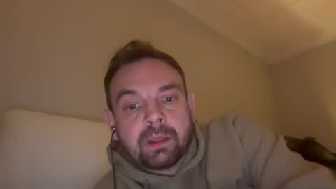 Snapshot of shyb35 chatting on 12-04-24, 10:41 shyb35 online show from 12-04-24, 10:41