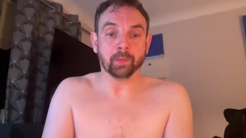 Snapshot of shyb35 chatting on 12-09-24, 12:23 shyb35 online show from 12-09-24, 12:23