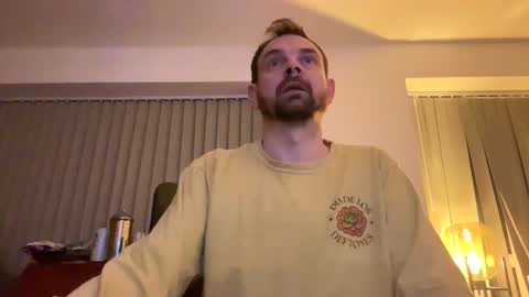 Snapshot of shyb35 chatting on 02-08-25, 12:49 shyb35 online show from 02-08-25, 12:49