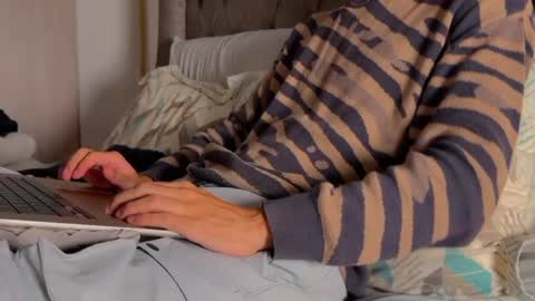 shydude666 online show from 12-22-24, 01:55