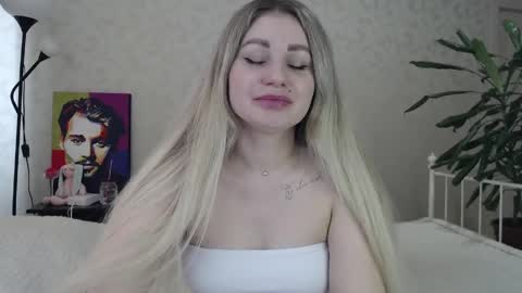 Snapshot of shyevaa chatting on 03-29-26, 04:01 Eva online show from 03-29-26, 04:01