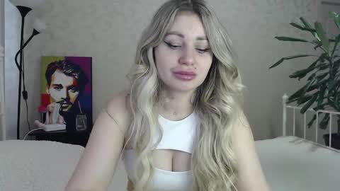 Snapshot of shyevaa chatting on 03-30-26, 02:45 Eva online show from 03-30-26, 02:45