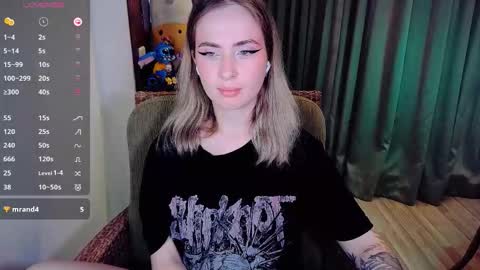 Effie online show from 10-13-25, 07:08