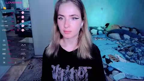 Effie online show from 10-29-25, 07:10