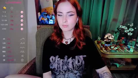 Snapshot of shyfoxxxy chatting on 02-10-26, 12:09 Effie online show from 02-10-26, 12:09