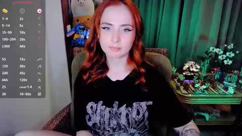Snapshot of shyfoxxxy chatting on 02-11-26, 09:47 Effie online show from 02-11-26, 09:47