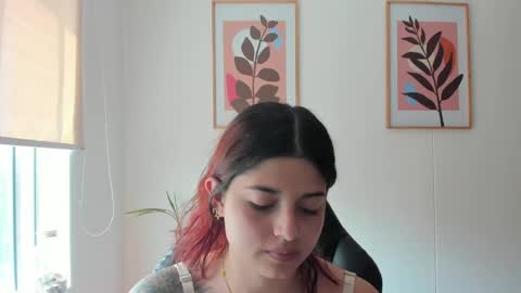 Snapshot of shylittlebunny chatting on 04-22-26, 03:24 shylittlebunny online show from 04-22-26, 03:24
