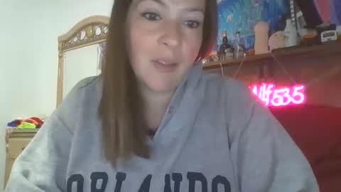 Snapshot of shymilf535 chatting on 04-26-26, 02:42 RBXs Princess online show from 04-26-26, 02:42