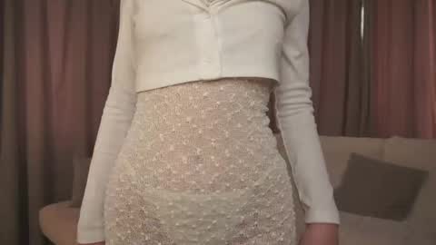 Tanya online show from 05-20-26, 01:06