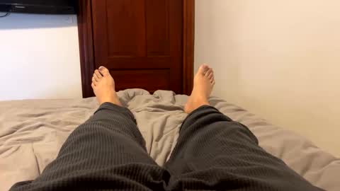 Snapshot of shytrib chatting on 10-19-25, 01:01 shytrib online show from 10-19-25, 01:01