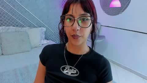 Sia online show from 11-07-25, 08:53