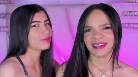 Siara and Zoe tattoo online show from 05-06-26, 10:37