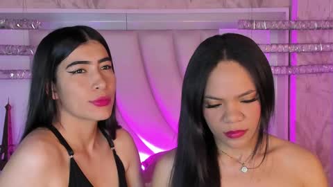 Siara and Zoe tattoo online show from 05-11-26, 10:51