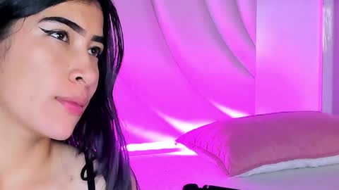 Siara and Zoe tattoo online show from 05-15-26, 10:50