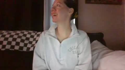 Mrs. St. Patrickk online show from 10-05-25, 01:31