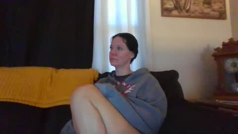 Snapshot of sidneyraee chatting on 02-15-26, 05:20 Mrs. St. Patrickk online show from 02-15-26, 05:20