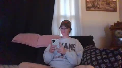 Snapshot of sidneyraee chatting on 02-24-26, 05:00 Mrs. St. Patrickk online show from 02-24-26, 05:00