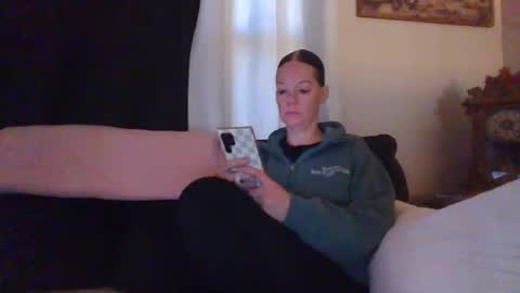 Snapshot of sidneyraee chatting on 02-27-26, 04:07 Mrs. St. Patrickk online show from 02-27-26, 04:07