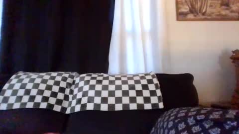 Snapshot of sidneyraee chatting on 03-08-26, 03:38 Mrs. St. Patrickk online show from 03-08-26, 03:38