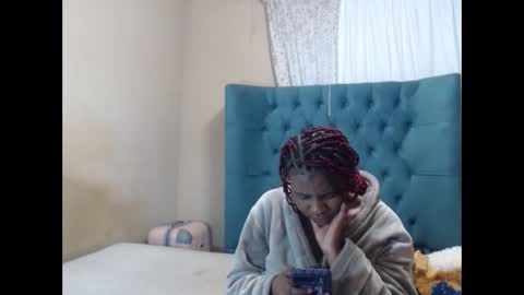 sieannabrown online show from 05-10-26, 08:25