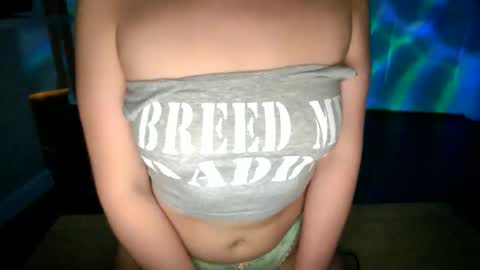 Snapshot of sienna_doll chatting on 10-26-25, 01:11 Sienna Doll online show from 10-26-25, 01:11